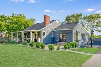 562 Neelys Bend Rd in Nashville, TN - Building Photo - Building Photo