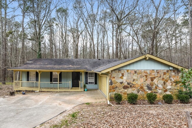 property at 591 Stonehedge Dr
