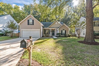 6748 Burbage Lake Cir in Suffolk, VA - Building Photo - Building Photo