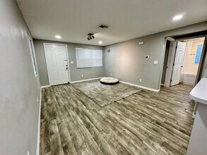 1415 Diego St in Ft. Myers, FL - Foto de edificio - Building Photo