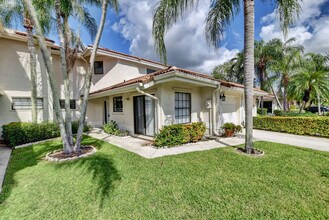 8644 Eagle Run Dr-Unit -18 in Boca Raton, FL - Building Photo - Building Photo