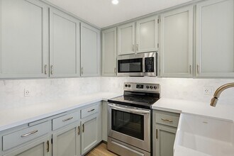 270 Dahlia Ave in Imperial Beach, CA - Building Photo - Building Photo