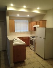 2201 Ramsgate, Unit 814 in Henderson, NV - Foto de edificio - Building Photo