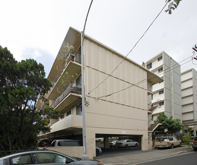 910 Birch St in Honolulu, HI - Foto de edificio - Building Photo