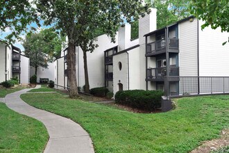 Vetra West End in Nashville, TN - Building Photo - Building Photo