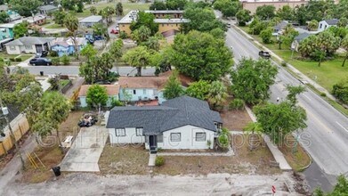 1934 18th Ave S in St. Petersburg, FL - Foto de edificio - Building Photo