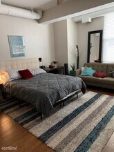 2231 N Lister Ave in Chicago, IL - Building Photo - Building Photo