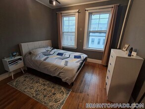 1572 Commonwealth Ave in Boston, MA - Building Photo - Building Photo