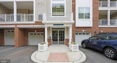 244 Park Pl Dr in Cherry Hill Township, NJ - Building Photo - Building Photo