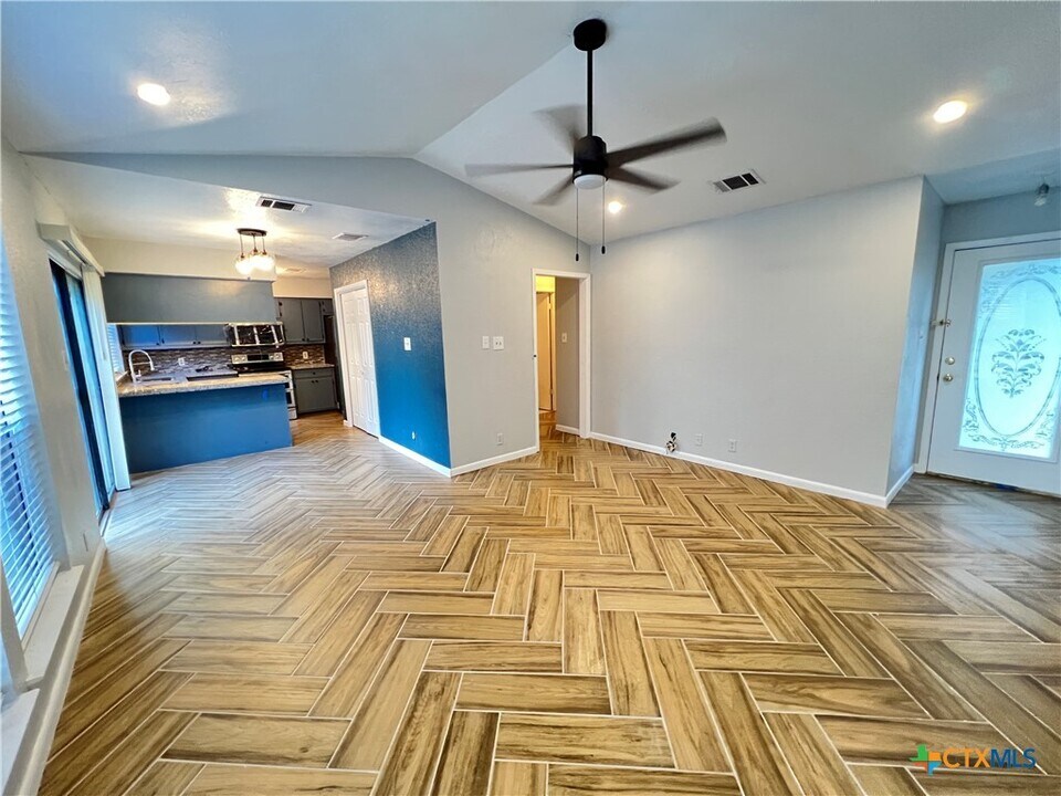 1419 Hyridge Cir in Round Rock, TX - Building Photo