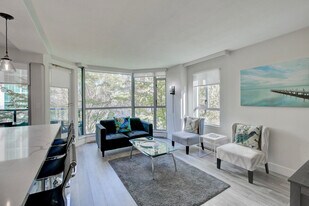 851 Homer St in Vancouver, BC - Building Photo