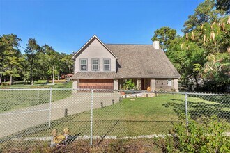 13392 Southshore Dr in Conroe, TX - Building Photo - Building Photo