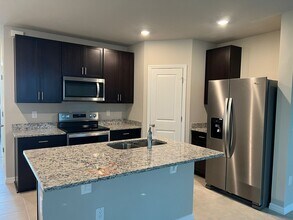 2768 Scarlet Bay Pl in Brandon, FL - Building Photo - Building Photo