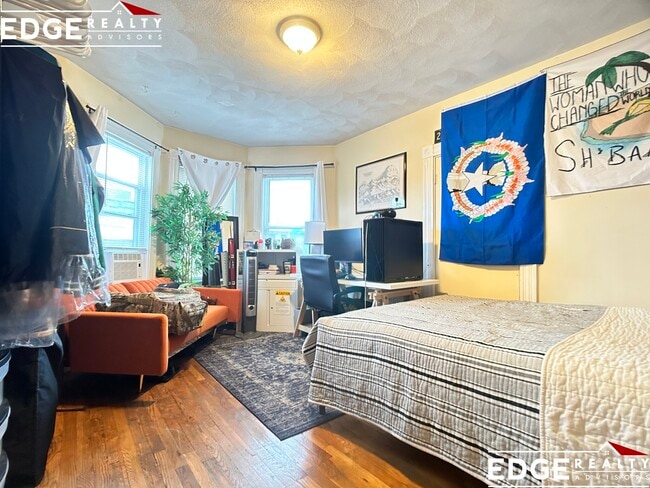 157 Murdock St, Unit 1