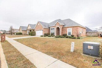 103 Rushmore Pl in Kathleen, GA - Building Photo - Building Photo