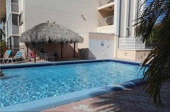 750 NE Spanish River Blvd-Unit -3050 in Boca Raton, FL - Foto de edificio - Building Photo