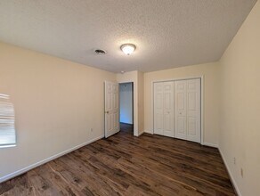 11 Woodcock St in Black Mountain, NC - Building Photo - Building Photo