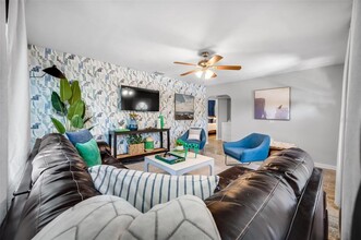 1003 W Columbus Dr in Tampa, FL - Building Photo - Building Photo