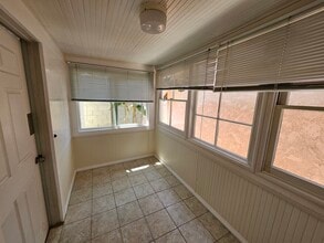 657 W Oliver St in San Pedro, CA - Foto de edificio - Building Photo