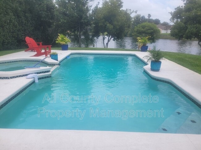 2339 Companion Cir W in Jacksonville, FL - Building Photo - Building Photo