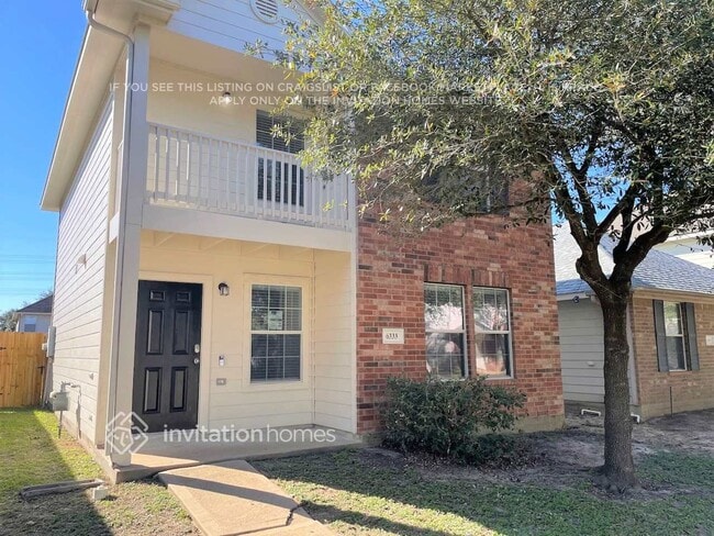 6333 Mountain Pines Ln