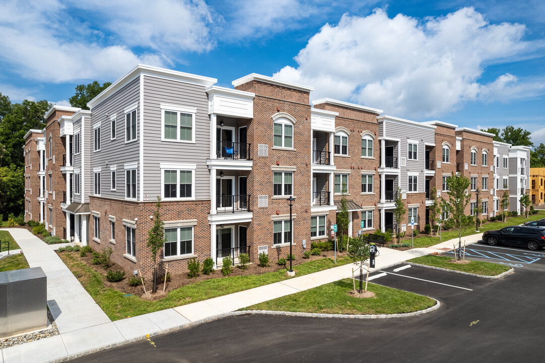 Harrison Square in Frenchtown, NJ - Building Photo