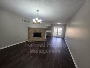 8014 NW 79th Terrace in Kansas City, MO - Building Photo - Building Photo