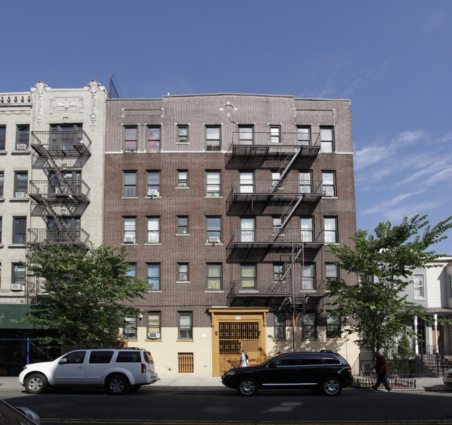 426-428 Audubon Ave in New York, NY - Foto de edificio - Building Photo