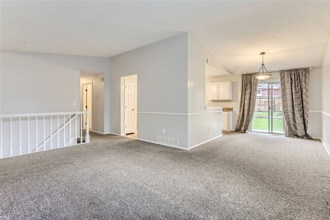 8133 S Everett St in Littleton, CO - Building Photo - Building Photo