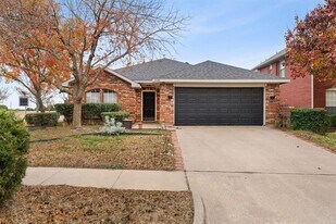 1135 Germany Dr in Cedar Hill, TX - Building Photo