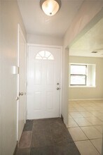 10902 Mosscrest Dr in Houston, TX - Building Photo - Building Photo