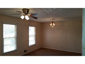 4982 Ailene Dr in Douglasville, GA - Building Photo - Building Photo