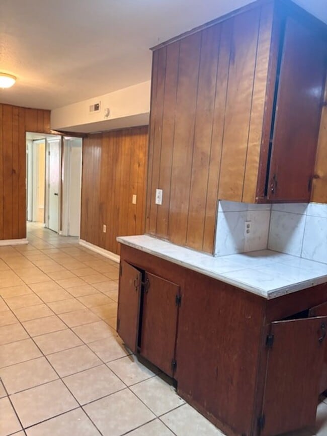 2835 Teresa Dr in Jackson, MS - Building Photo - Building Photo