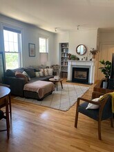 164 Pearl St, Unit 164 Pearl, A in Portland, ME - Foto de edificio - Building Photo