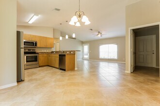 3132 Johannesberg Rd in North Port, FL - Building Photo - Building Photo