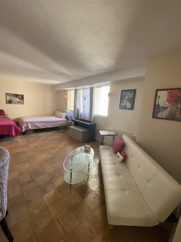 4515 Willard Ave in Chevy Chase, MD - Building Photo - Building Photo