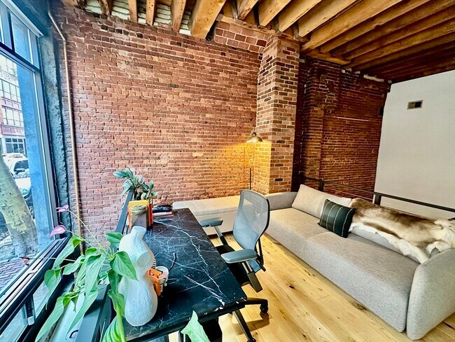 122 Fulton St in Boston, MA - Building Photo - Building Photo