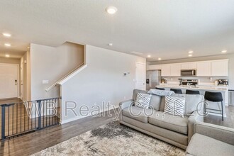 271 NW Charlestown Ln in Waukee, IA - Building Photo - Building Photo