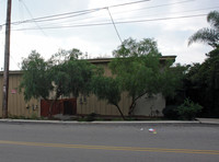 721 E Elder St in Fallbrook, CA - Building Photo - Building Photo