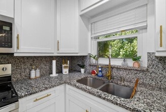 849 Camellia Dr in Royal Palm Beach, FL - Building Photo - Building Photo