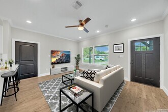 4130 Moana Dr in San Antonio, TX - Building Photo - Building Photo