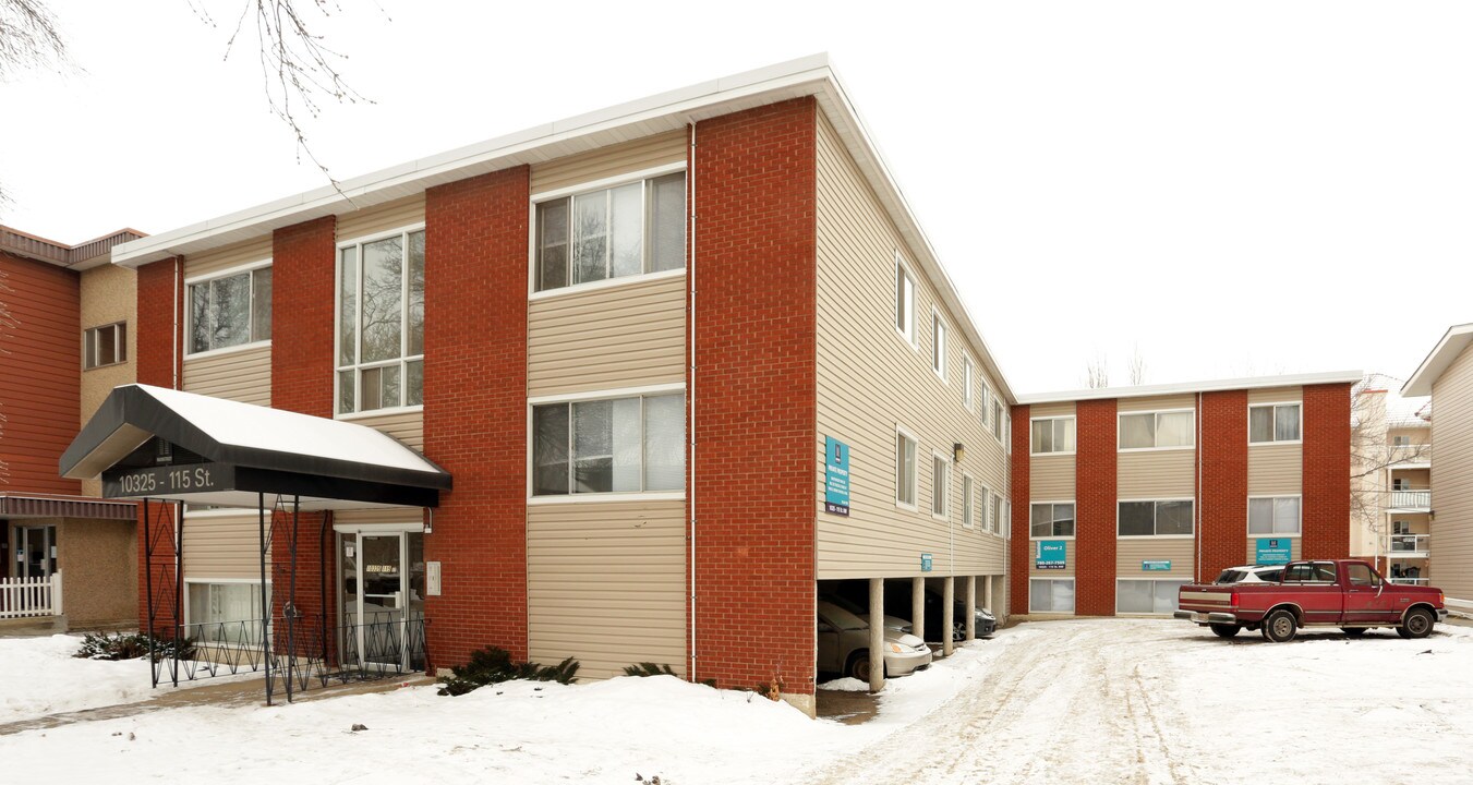 Oliver 2 Apartments in Edmonton, AB - Building Photo