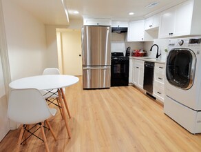 3042 S 200 E in Bountiful, UT - Building Photo - Building Photo