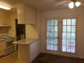 153 West End St in Chester, SC - Building Photo