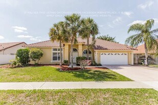 12770 Kingsway Rd in Wellington, FL - Building Photo