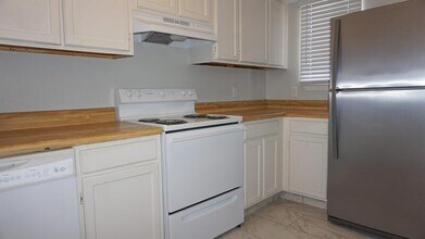 734 Legion Dr in Destin, FL - Building Photo - Building Photo