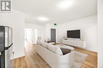 630 Vaughan Rd in Toronto, ON - Building Photo - Building Photo