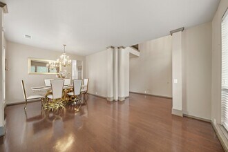 8804 Sunforest Ln in Pearland, TX - Building Photo - Building Photo