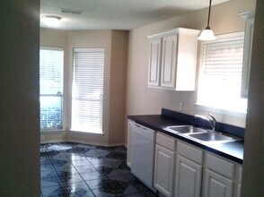 8432 Odell St in North Richland Hills, TX - Building Photo - Building Photo