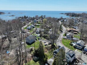 5 Westwood Rd in Branford, CT - Building Photo - Building Photo